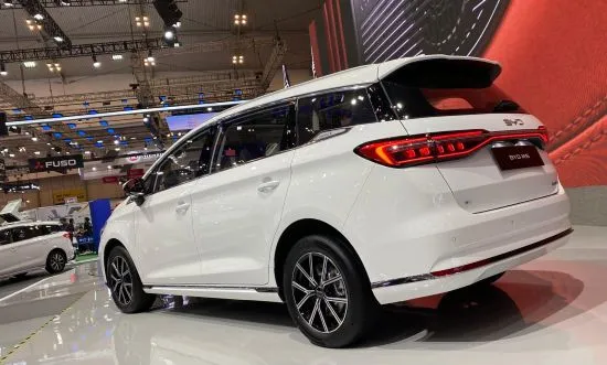 BYD M6 EV 2026: Harga Oktober, Spesifikasi, dan Keunggulan