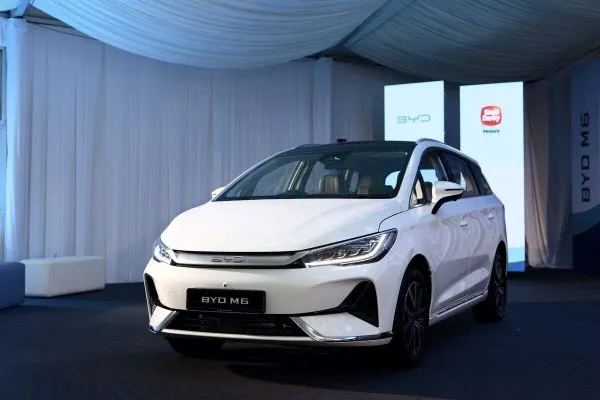 BYD M6 EV 2026: Harga Oktober, Spesifikasi, dan Keunggulan